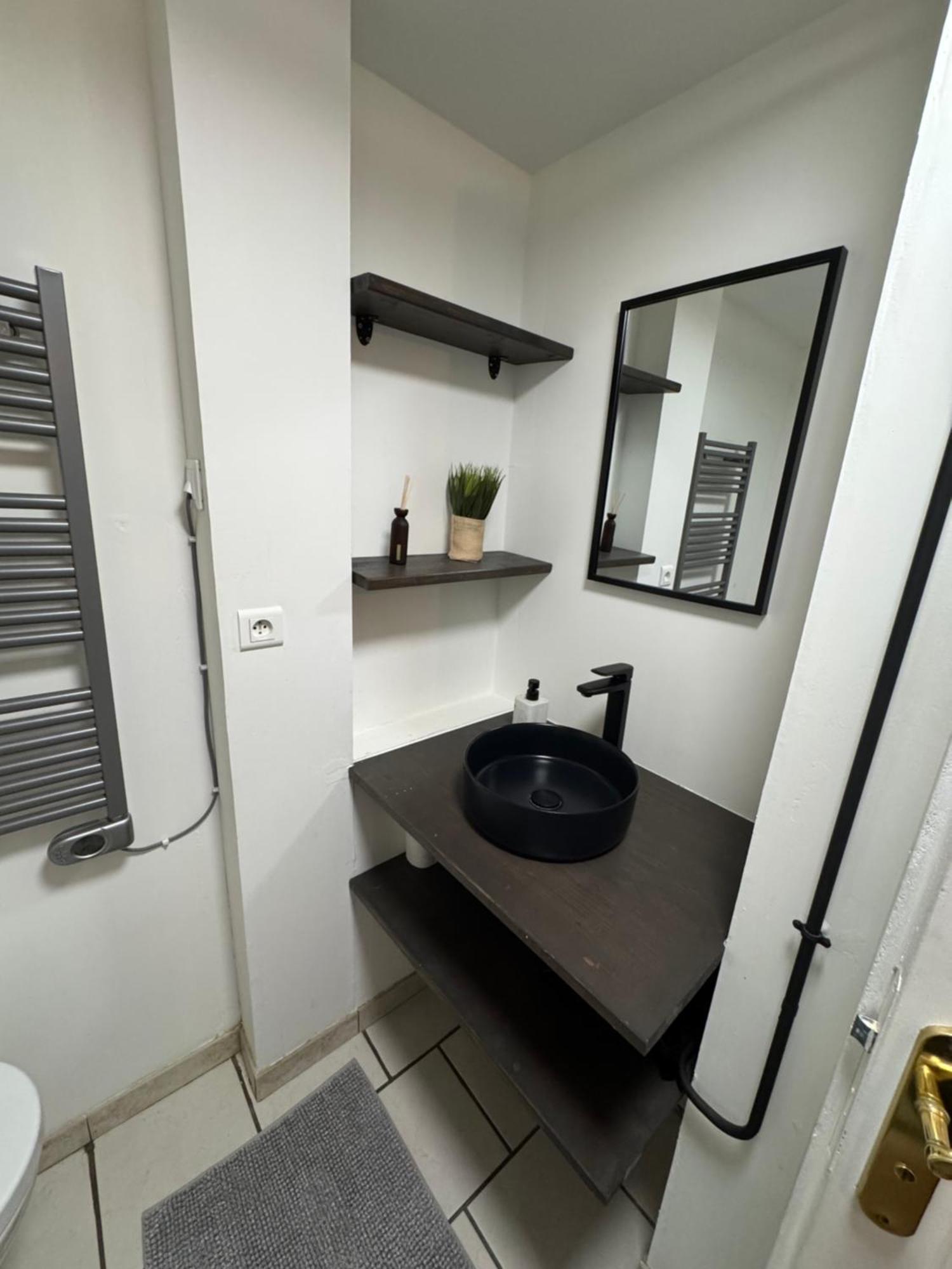 Charmant Appartement Au Coeur De Bourges Dış mekan fotoğraf