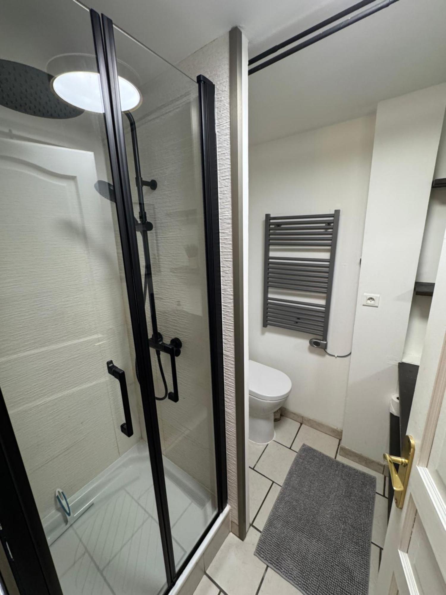 Charmant Appartement Au Coeur De Bourges Dış mekan fotoğraf